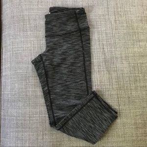 Athleta Chatarunga Capri